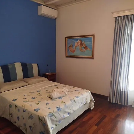 Semesterbostad Niko's Blue In Kavvadades Kounavadhes