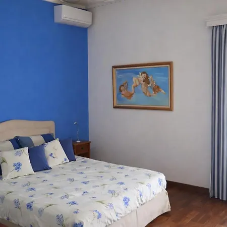 Niko's Blue In Kavvadades